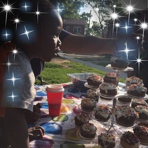 Meet your Posher, Tia